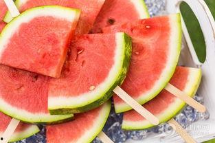 研硕教育吃瓜,揭秘吃瓜背后的教育现象与启示