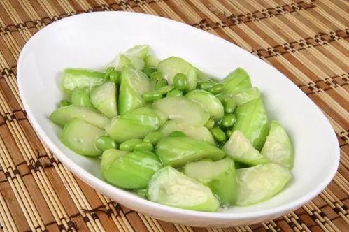 吃瓜配花,尽享清凉好时光